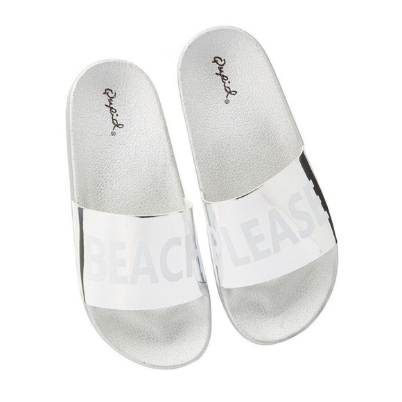 beach please sandals